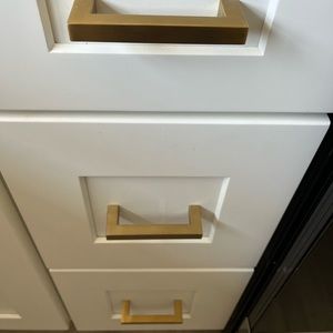 drawer pulls